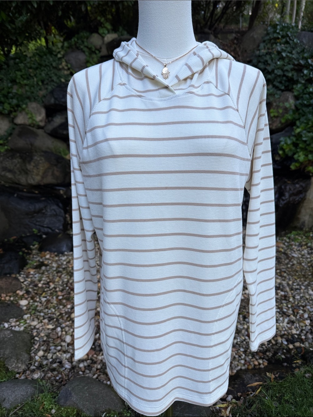 MAX & MIA CREAM STRIPE HOODIE SWEATSHIRT - S - NWT ! 🍦💥